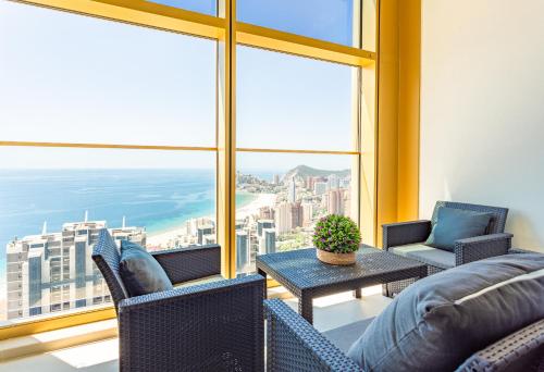 Intempo by Holuxe - 252 - 25th floor