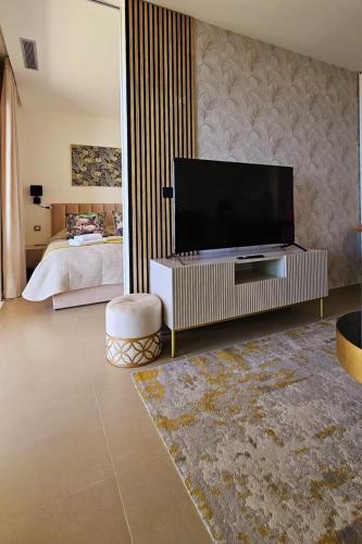 Intempo by Holuxe - 211- 21st floor