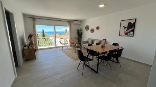 Apartamento frente al mar centro Roses AV-59
