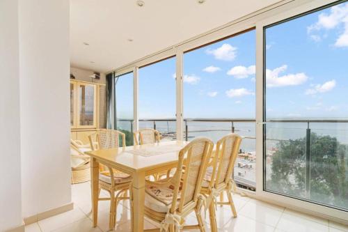 Apartamento vistas puerto Roses AV-58