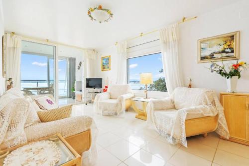 Apartamento vistas puerto Roses AV-58