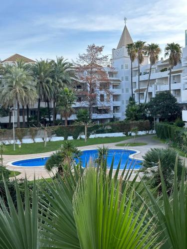 Apartamento con vistas a la psicina comunitaria AV-29