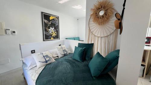 Precioso estudio al lado playa AV-63