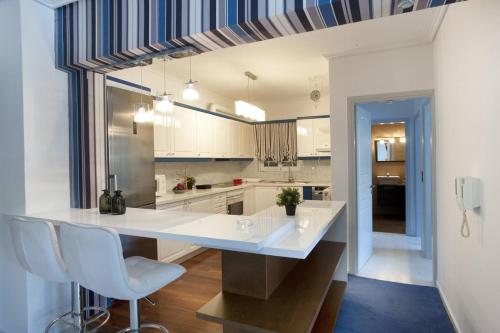 Glyfada A Modern minimal apartment