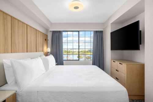 Homewood Suites by Hilton San Diego Airport-Liberty Station Image