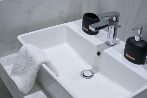 Victoria Sq., A cozy and stylish apartment