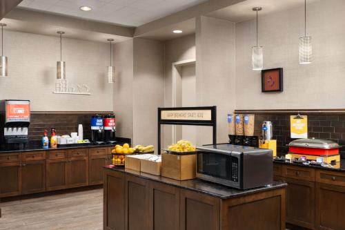 Hampton Inn & Suites Orlando/Downtown South - Medical Center photo 24