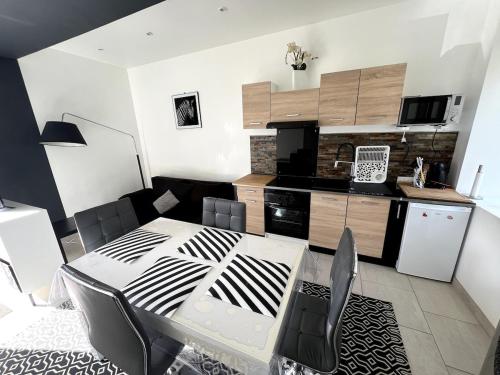 Appartement avec cour 1