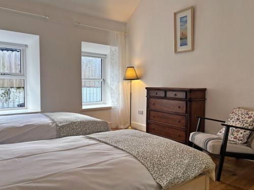 Postel nebo postele na pokoji v ubytování Apartment 481 - Clifden