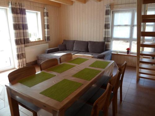 Χώρος καθιστικού στο Ferienhaus Nr 17A3, Feriendorf Hagbügerl, Bayr Wald