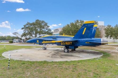 Gambar di galeri bagi Perdido Skye 73 di Perdido Key