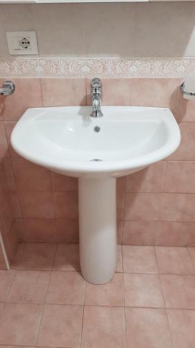 Ένα μπάνιο στο Casa Valmary
