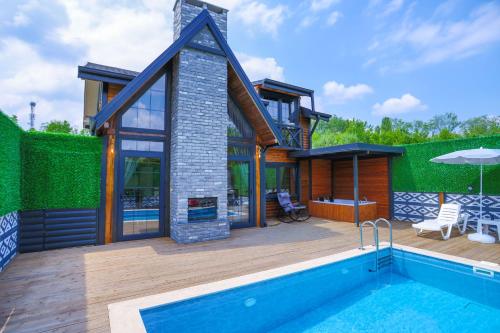 Πισίνα στο ή κοντά στο MSC Bungalov Sapanca