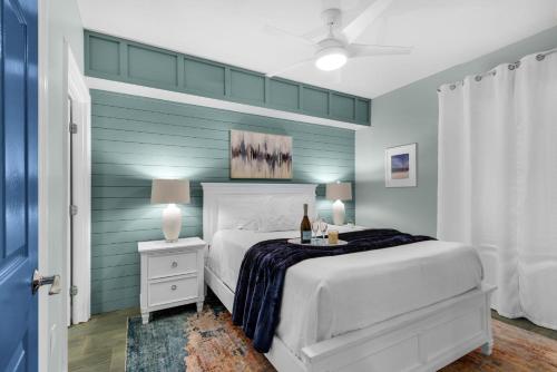Ένα ή περισσότερα κρεβάτια σε δωμάτιο στο Sterling Shores 215