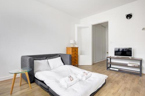 Photo de la galerie de l'établissement Léa Suite Beautiful Parisian studio, à Paris