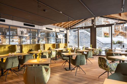 Posezení v ubytování Welschen Hotel