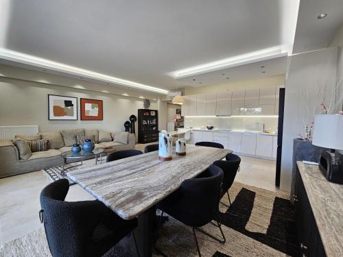 Elegant VIP Apartment - Athens Town