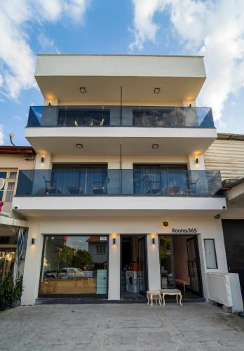 Μπαλκόνι ή βεράντα στο Rooms365