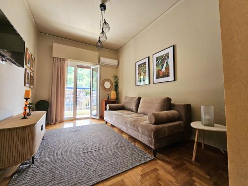 EL Prestige Apartment - Athens Town