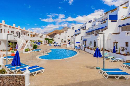 Los Cristianos Stay with Large Terrace & Heated Pool