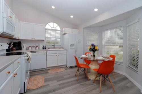 Making Dreams 4BR Family Villa with Pool and Game Room Near Disney Parks photo 32
