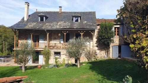 Κήπος έξω από το Chez Patoue Gîte et Chambre d'hôtes
