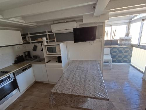 T3 Duplex, centre port, clim, garage, piscine photo 10