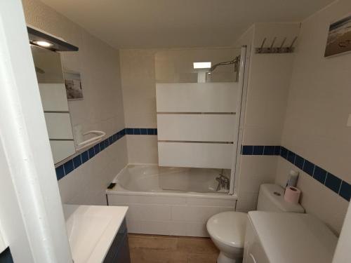 T3 Duplex, centre port, clim, garage, piscine photo 35