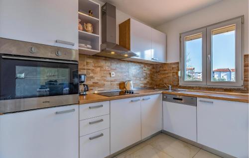 Cozy Apartment In Medulin With Wifi