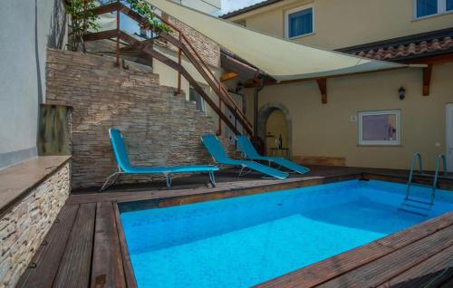 2 Bedroom Amazing Apartment In Veli Brgud