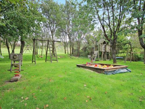 Κήπος έξω από το Ferienort im Moritz-Nationalpark Mirow