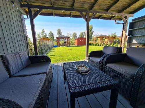 Ferienhaus Lilja mit Garten, Kamin und Pool