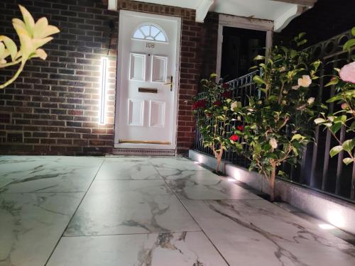 Ein Garten an der Unterkunft Clayton Home