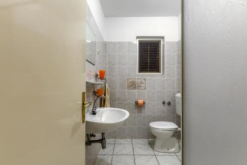 Kúpeľňa v ubytovaní Wohnung für 23 Personen mit Privatsphäre