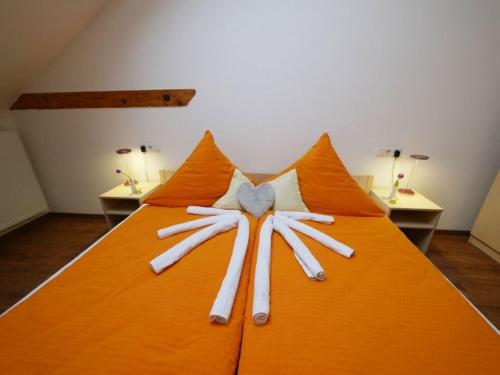 Postel nebo postele na pokoji v ubytování Ferienwohnung 5