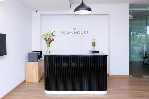 Gallery image of Townhouse Kaushambi Metro Ghaziabad in Ghaziabad