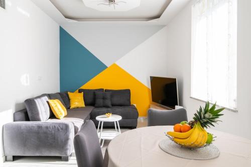 Yellow Old Town apartment in center- brand new