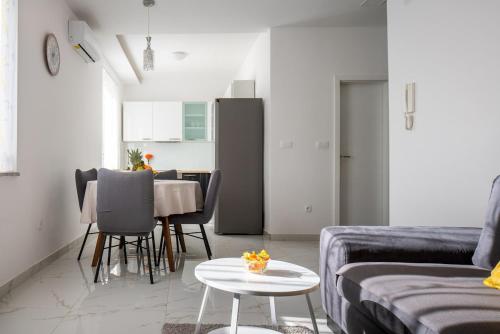 Yellow Old Town apartment in center- brand new