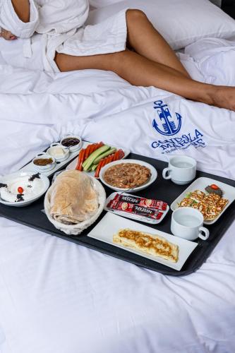 Hrana v oz. blizu hotela