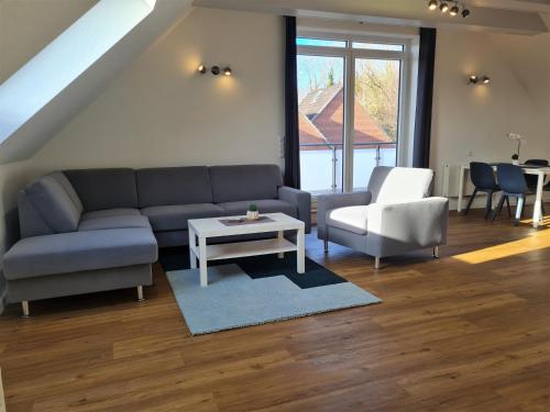 Posezení v ubytování Ferienwohnung Dons - Strandnahe & moderne Fewo im Ostseebad Grömitz