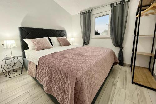 Apartments with parking space Biograd na Moru, Biograd - 23751