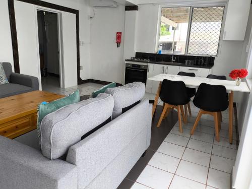 Kuchyň nebo kuchyňský kout v ubytování Paradise Inn