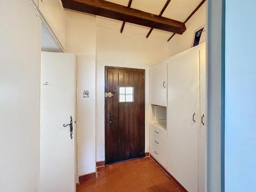 Photo de la galerie de l'établissement Studio avec balcon et parking près des plages - FR-1-475-154, à Saintes-Maries-de-la-Mer