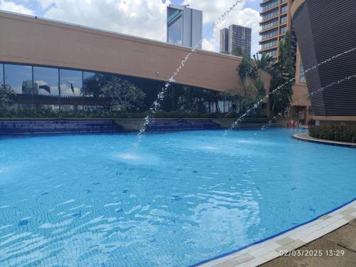 Bazén v ubytování Citypluse Suites at Times Square Kuala Lumpur nebo v jeho okolí