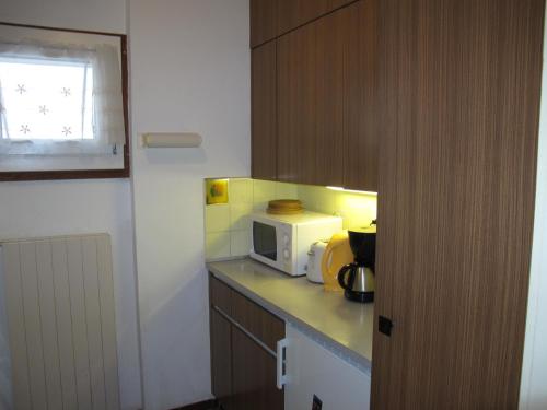 Η κουζίνα ή μικρή κουζίνα στο Residenz Rosablanche, ATTELAS SIVI157