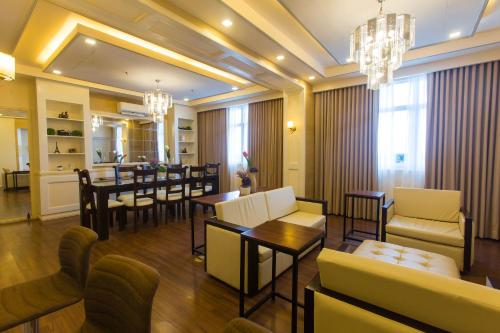 Un lugar para sentarse en Iloilo Gateway Hotel and Suites