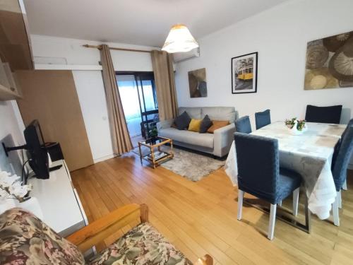 Caparica Apartment near beach
