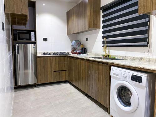 Kuchyň nebo kuchyňský kout v ubytování Accommodation Guru