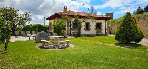 Taman di luar Legado De Zabala, Casa Rural
