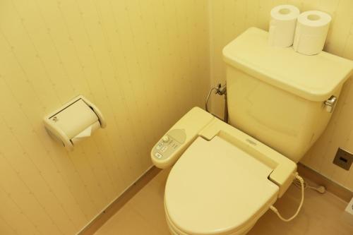 Un baño de ホテル レムナント鶯宿